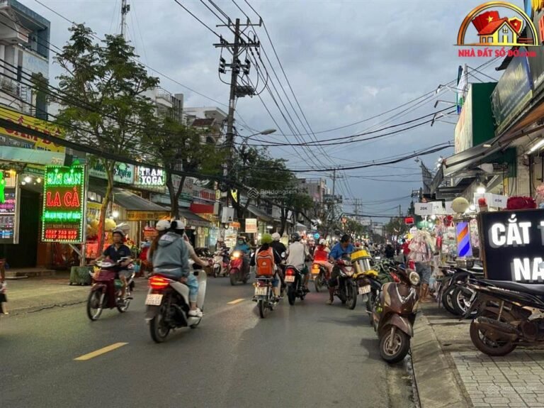 Cần bán nhà đất mặt tiền đường Nguyễn Văn Quá – Phường cũ Đông Hưng Thuận Quận 12 – Phường mới Đông Hưng Thuận – Thành phố Hồ Chí Minh – Diện tích 114m2 – Giá 12.9 tỷ