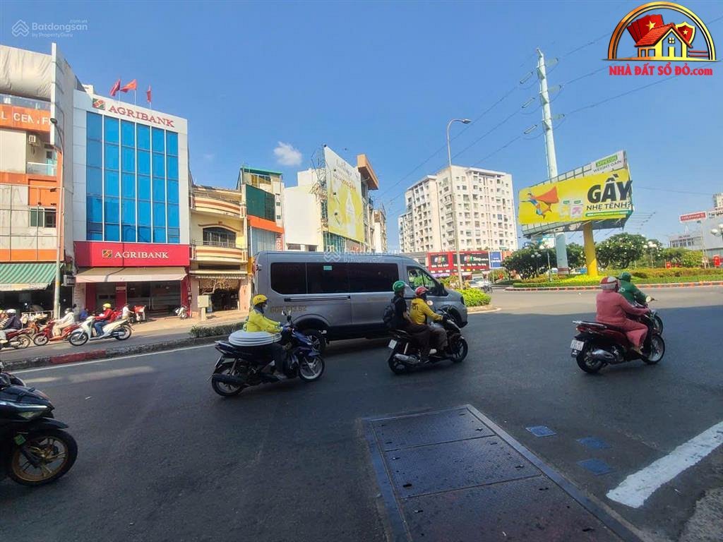 Nhà mặt tiền Âu Cơ – Phường cũ 14 Quận 11 – Phường mới 14 – Thành phố Hồ Chí Minh diện tích 135 m2 giá 52000000000