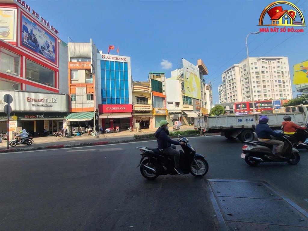 Nhà mặt tiền Âu Cơ – Phường cũ 14 Quận 11 – Phường mới 14 – Thành phố Hồ Chí Minh diện tích 135 m2 giá 52000000000