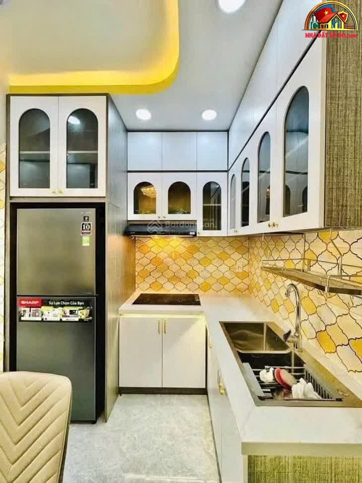 Bán nhà đất Đường Phạm Văn Đồng – Phường cũ 11 Quận Bình Thạnh – Phường mới 11 – Thành phố Hồ Chí Minh diện tích 35 m² giá 7 tỷ