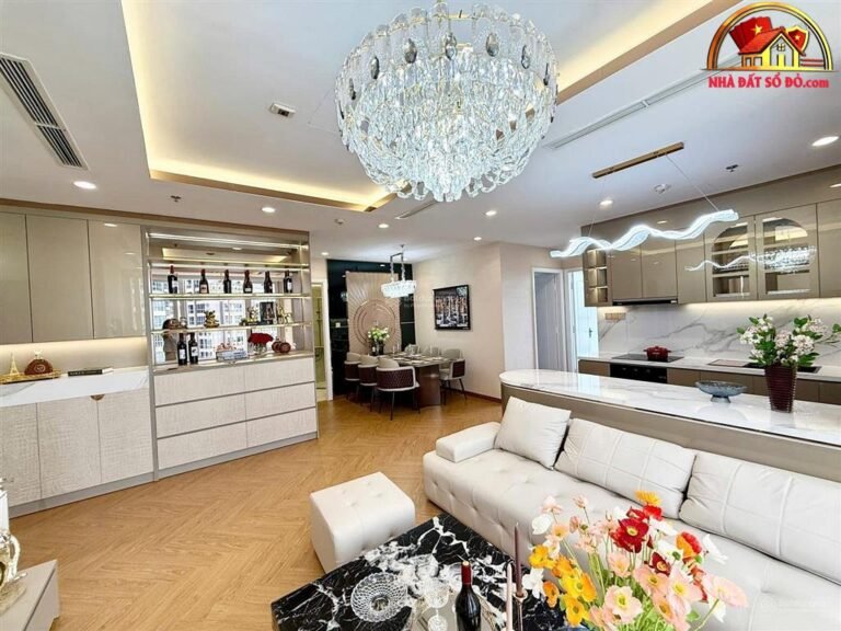 Nhà Chung Cư Vinhomes Central Park Đường Không xác định – Phường cũ Không xác định Quận Không xác định – Phường mới Không xác định – Thành phố Không xác định Diện tích 120 m2 – Giá 13.9 tỷ