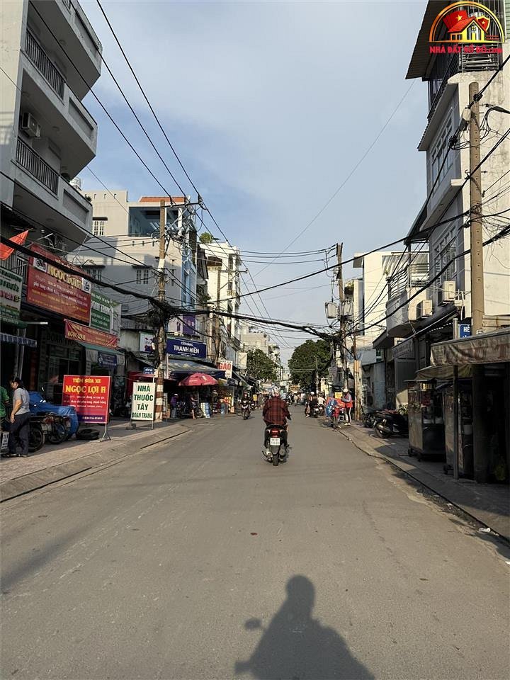 Bán nhà đất Đường Lê Văn Huân – Phường cũ 13 Quận Tân Bình – Phường mới Tân Bình – Thành phố Hồ Chí Minh diện tích 68m2 giá 11 tỷ