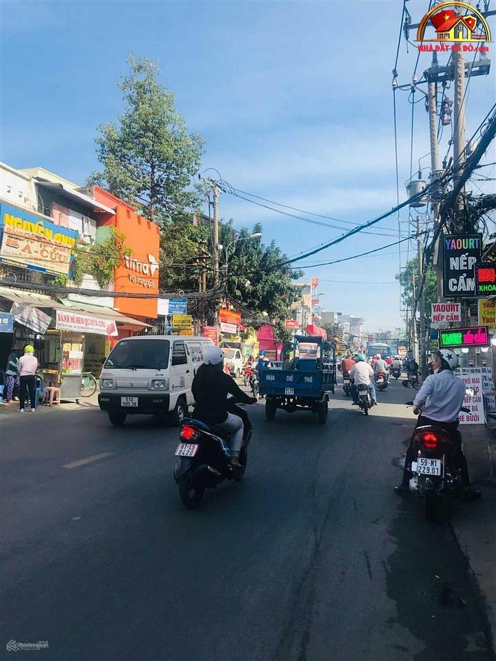 Bán nhà đất Đường Lê Quang Định – Phường cũ Không xác định – Phường mới Không xác định – Thành phố Không xác định Diện tích 102 m2 – Giá 15 tỷ