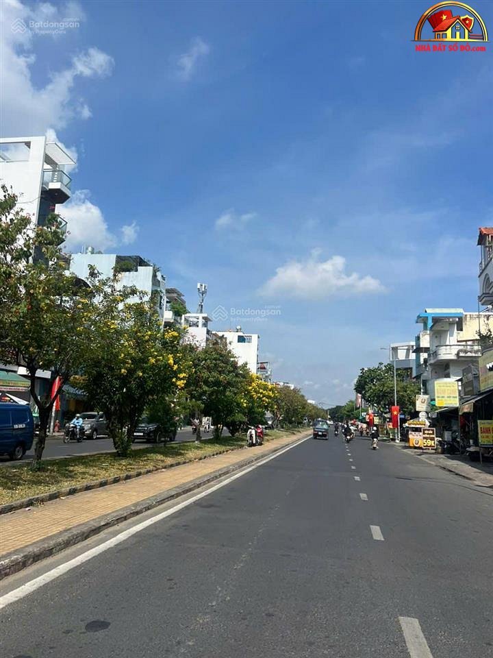 Bán nhà đất Đường Lê Thúc Hoạch – Phường cũ Phú Thọ Hòa Quận Tân Phú – Phường mới Phú Thọ Hòa – Thành phố Hồ Chí Minh Diện tích 44 m2 – Giá 9 tỷ