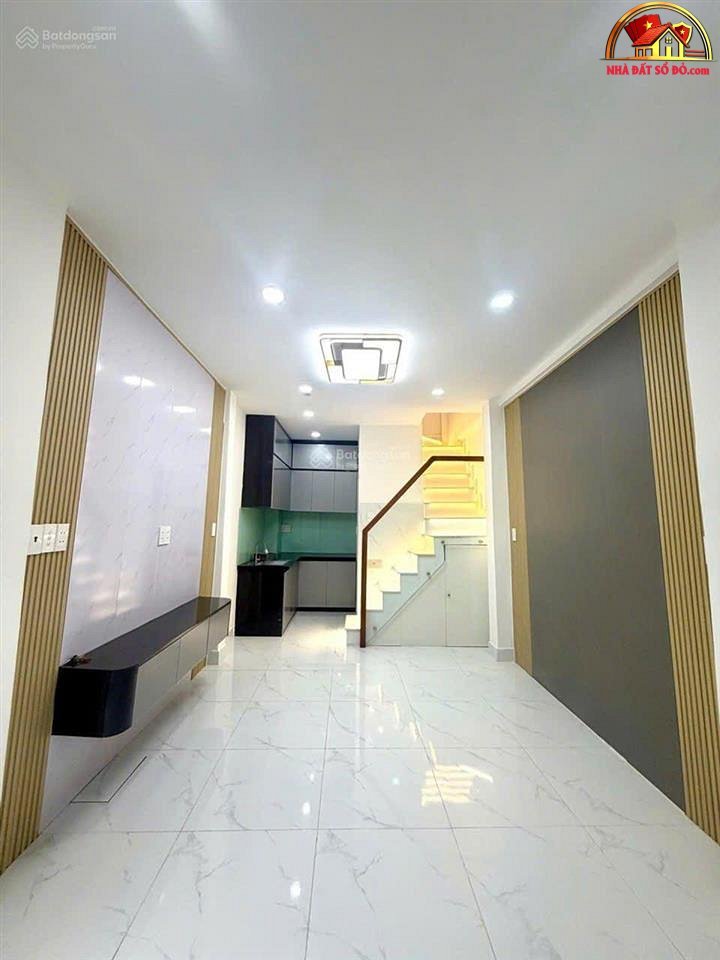 Nhà đẹp hẻm xe hơi Đường Lạc Long Quân – Phường cũ Minh Phụng Quận 11 – Phường mới Minh Phụng – Thành phố Hồ Chí Minh diện tích 24 m2 giá 3.79 tỷ