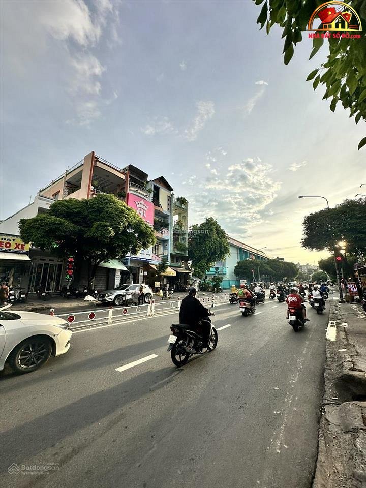 Bán nhà đất Đường Nguyễn Sơn – Phường cũ Phú Thạnh Quận Tân Phú – Phường mới Phú Thạnh – Thành phố Hồ Chí Minh 157 m2 23 tỷ