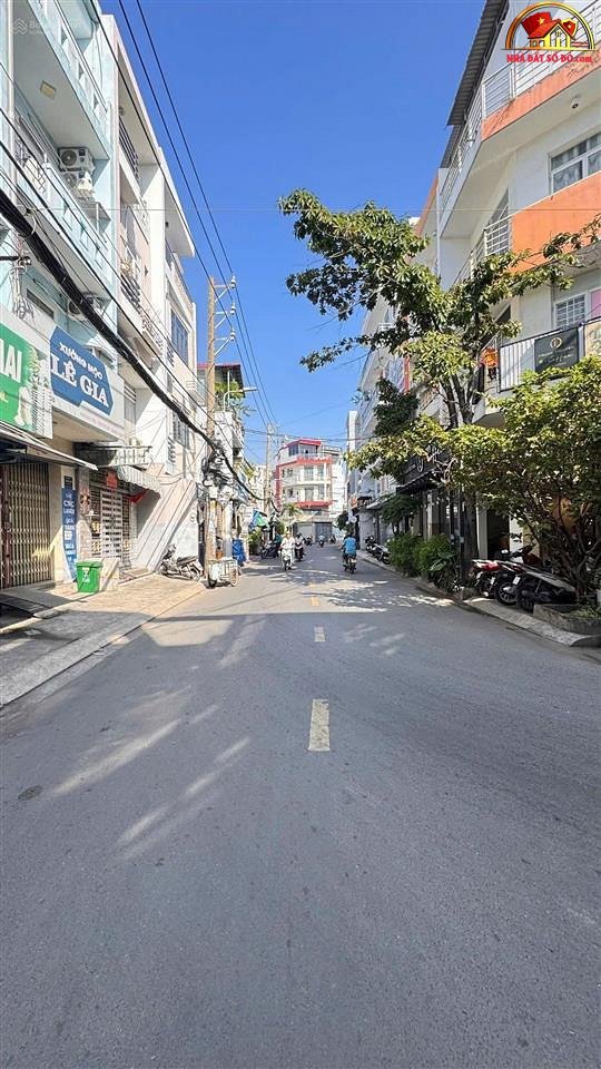Bán nhà đất Đường Lạc Long Quân – Phường cũ 9 Quận Tân Bình – Phường mới 9 – Thành phố Hồ Chí Minh Diện tích 13 m2 – Giá 3.2 tỷ