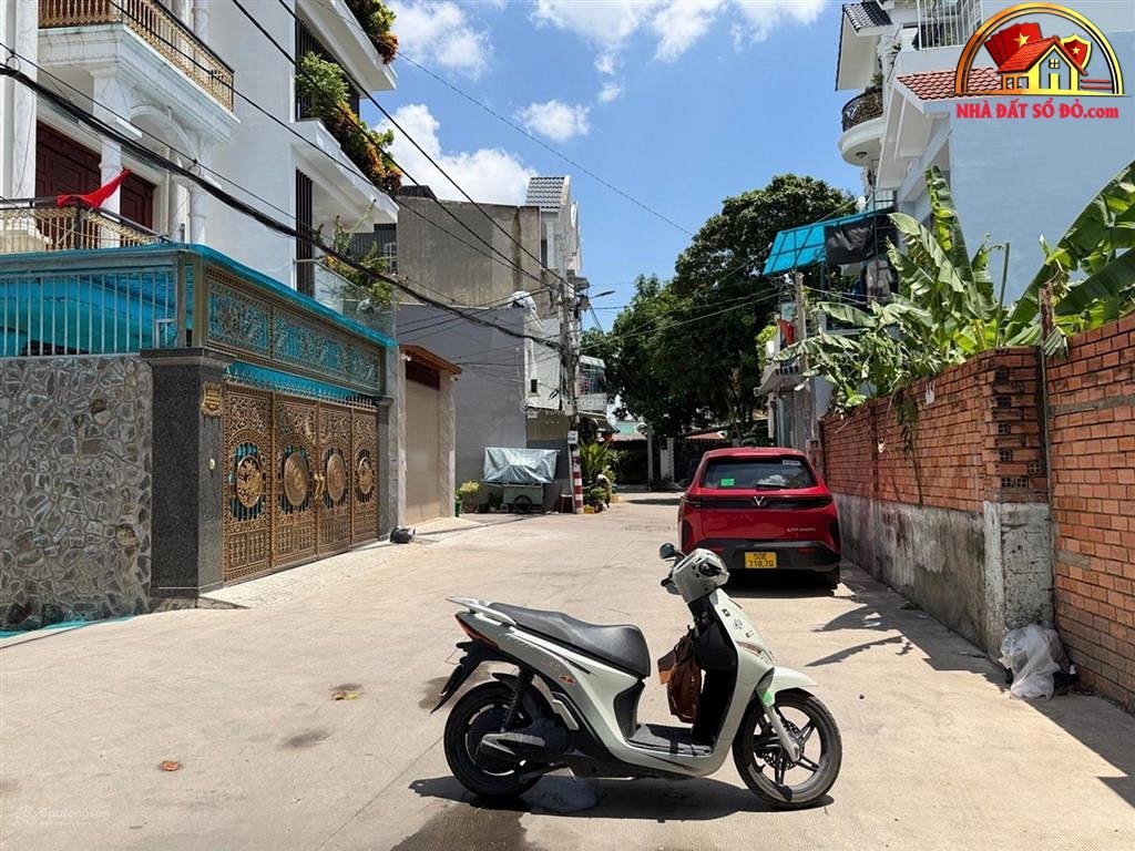 Nhà hẻm xe hơi đường Trường Thị Hoa – Phường cũ Tân Thới Hiệp Quận 12 – Phường mới Tân Thới Hiệp – Thành phố Hồ Chí Minh diện tích 55 m2 giá 6.48 tỷ