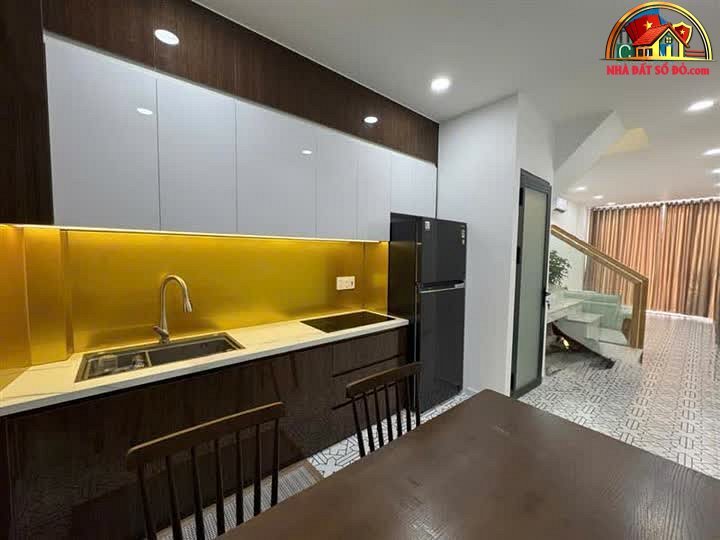 Bán nhà đất Đường Đặng Văn Ngữ – Phường cũ 10 Quận Phú Nhuận – Phường mới 10 – Thành phố Hồ Chí Minh diện tích 42 m² giá 7.3 tỷ
