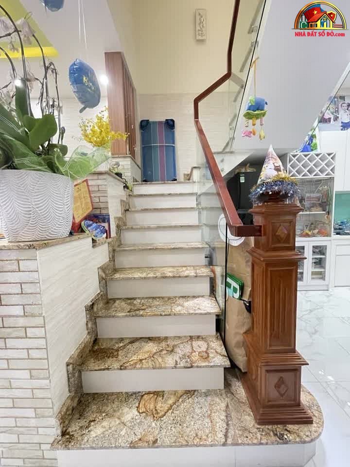 Bán nhà đất Đường Lạc Long Quân – Phường cũ Không xác định Quận Tân Bình – Phường mới Không xác định – Thành phố Hồ Chí Minh 62 m² 7.3 tỷ