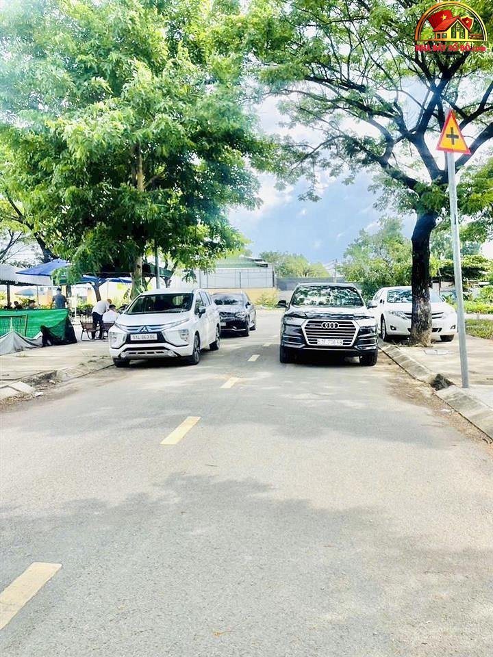 Bán nhà đất Đường Lê Thị Riêng – Phường cũ Không xác định – Quận 12 – Phường mới Không xác định – Thành phố Hồ Chí Minh – Diện tích 69 m2 – Giá 4.29 tỷ