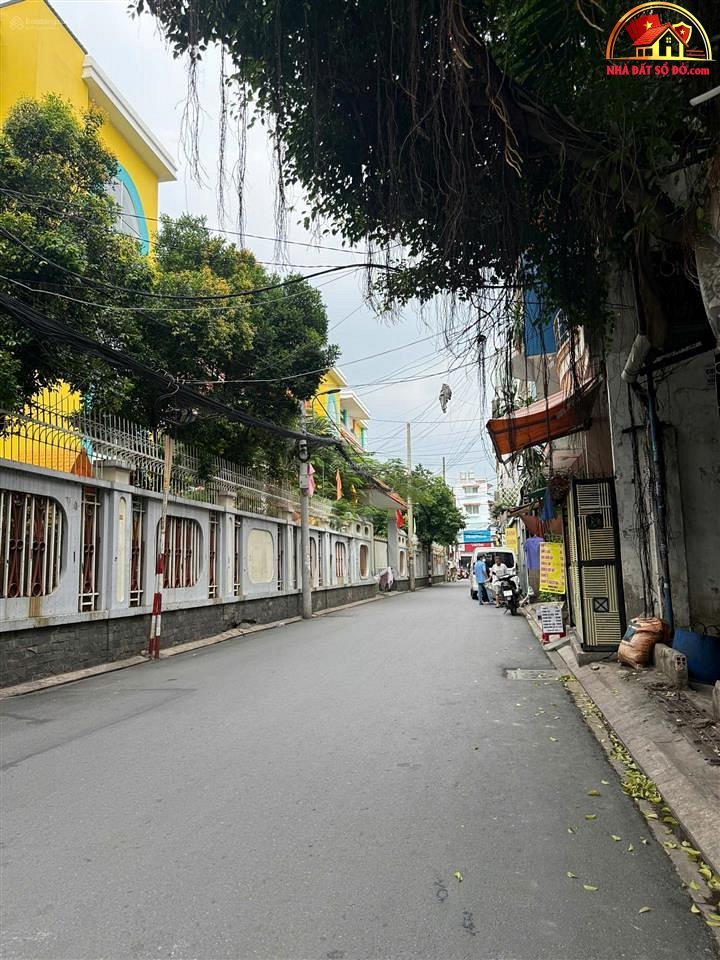 Bán nhà đất Đường Âu Cơ – Phường cũ 14 Quận Tân Bình – Phường mới Tân Bình – Thành phố Hồ Chí Minh diện tích 136 m2 giá 15.9 tỷ