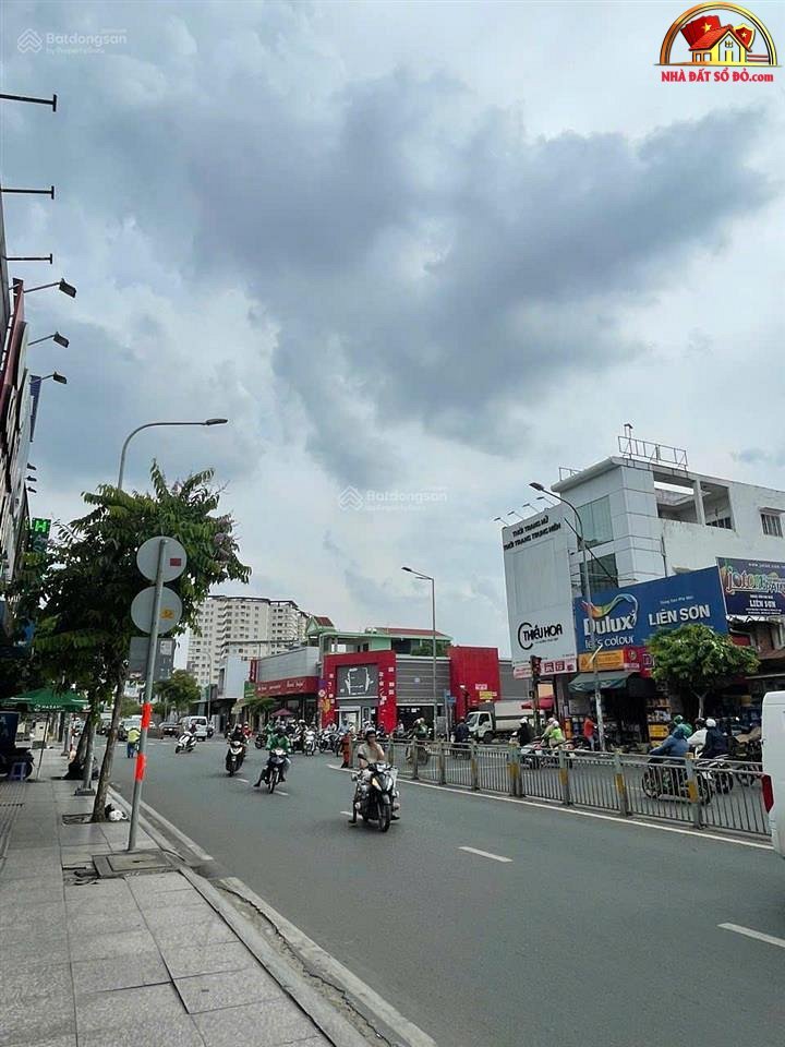 Nhà Mặt Tiền Đường Luỹ Bán Bích – Phường cũ Hoà Thạnh Quận Tân Phú – Phường mới Hoà Thạnh – Thành phố Hồ Chí Minh – Diện tích 450 m2 – Giá 55 tỷ