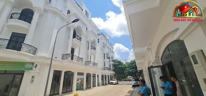 Bán nhà mặt phố đường 19 – Quận 6 – Thành phố Hồ Chí Minh Diện Tích 330 m² Giá 5.1 tỷ