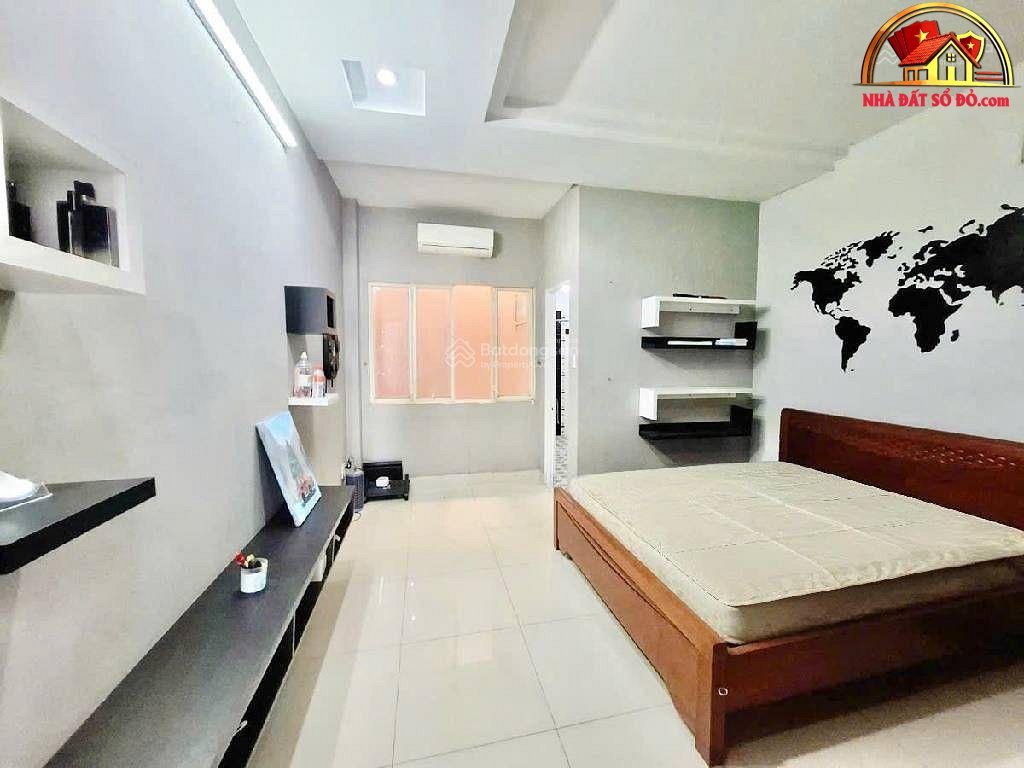 Bán nhà đất Đường Tân Sơn Nhì – Phường cũ Tân Sơn Nhì Quận Tân Phú – Phường mới Tân Sơn Nhì – Thành phố Hồ Chí Minh 90 m2 8.9 tỷ