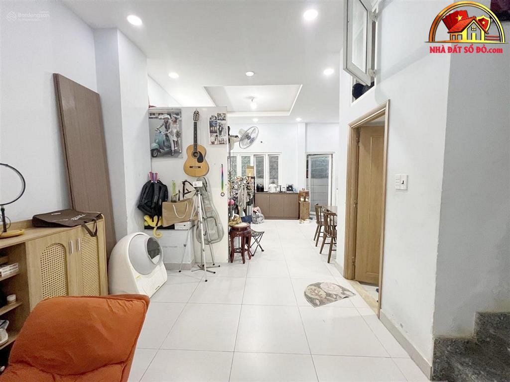 Bán nhà đất Đường Dương Quảng Hàm – Phường cũ An Nhơn Quận Gò Vấp – Phường mới An Nhơn – Thành phố Hồ Chí Minh 99 m2 13 tỷ