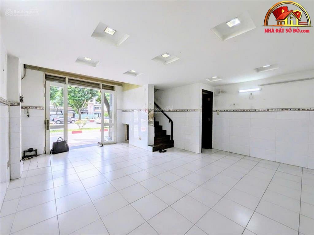 Nhà đẹp mặt tiền Phạm Văn Đồng – Phường 1 Gò… – Bán nhà mặt phố Quận Gò Vấp – TP Hồ Chí Minh giá 7 – 10 tỷ
