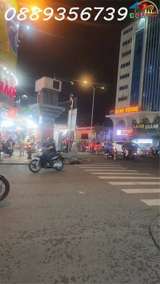Bán nhà đất Đường Ba Tháng Hai – Phường cũ 10 Quận 10 – Phường mới 10 – Thành phố Hồ Chí Minh Diện tích không xác định – Giá 18500000000