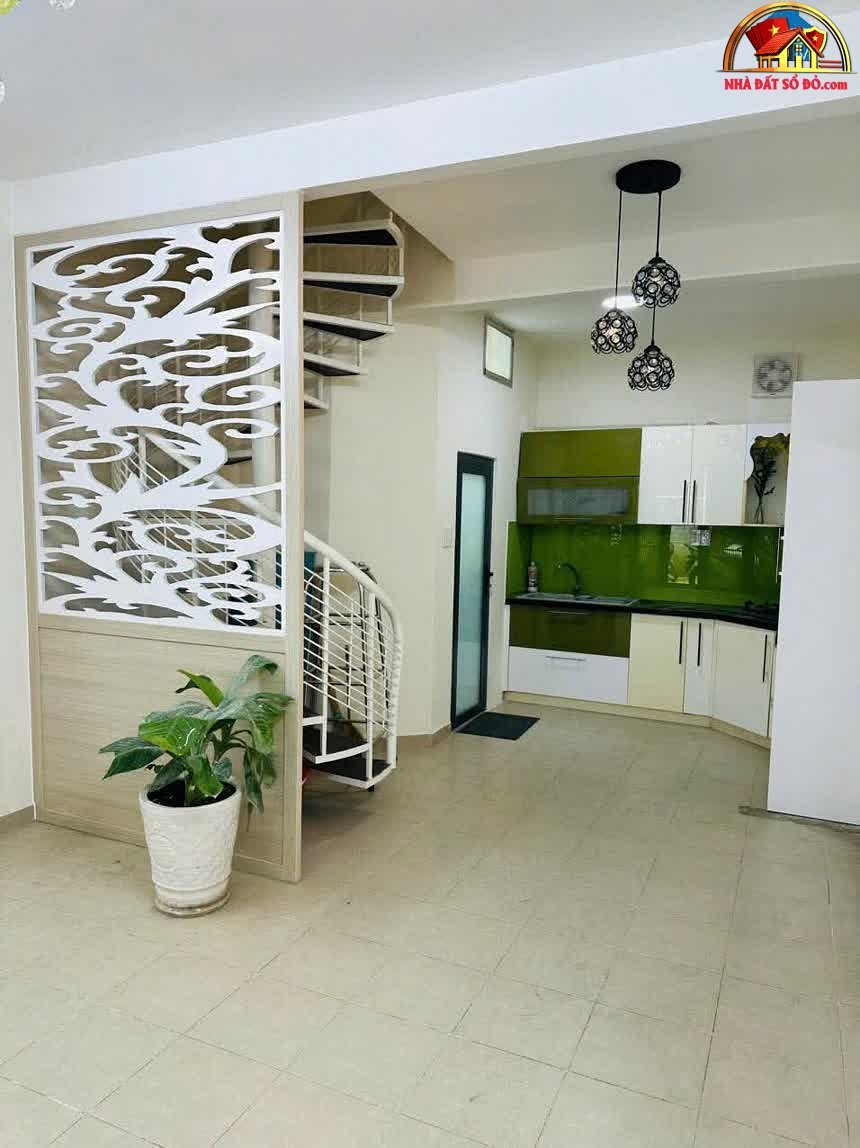 Bán nhà đất Đường Cách Mạng Tháng Tám – Phường cũ 12 Quận 10 – Phường mới 12 – Thành phố Hồ Chí Minh diện tích 34 m² giá 6.1 tỷ