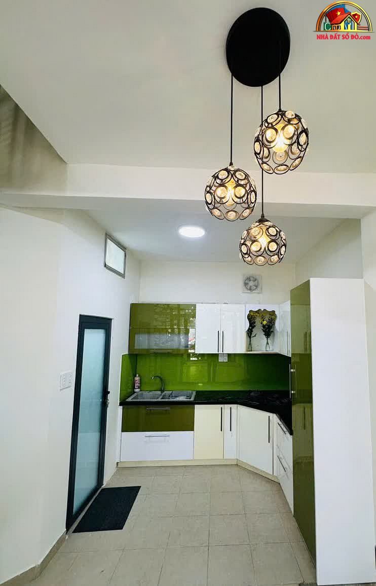 Bán nhà đất Đường Cách Mạng Tháng Tám – Phường cũ 12 Quận 10 – Phường mới 12 – Thành phố Hồ Chí Minh Diện tích 34 m² Giá 6.1 tỷ