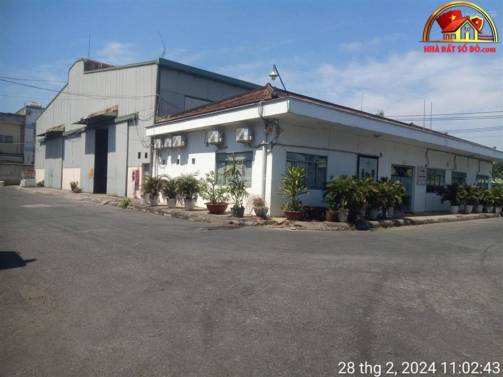 Nhà xưởng khu công nghiệp Tân Bình – Phường cũ Tây Thạnh Quận Tân Phú – Thành phố Hồ Chí Minh Diện tích 10000m2 Giá 200 tỷ