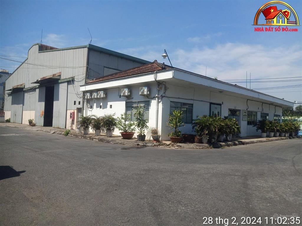 Nhà xưởng khu công nghiệp Tân Bình – Phường cũ Tây Thạnh Quận Tân Phú – Thành phố Hồ Chí Minh Diện tích 10000m2 Giá 200 tỷ