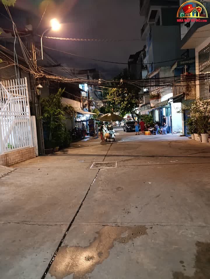 Bán nhà đất Đường Lạc Long Quân – Phường cũ Không xác định – Quận 11 – Phường mới Không xác định – Thành phố Hồ Chí Minh – Diện tích 213 m² – Giá 14.9 tỷ