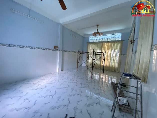 Bán nhà đất Đường Lạc Long Quân – Phường cũ Không xác định – Quận 11 – Phường mới Không xác định – Thành phố Hồ Chí Minh – Diện tích 213 m² – Giá 14.9 tỷ