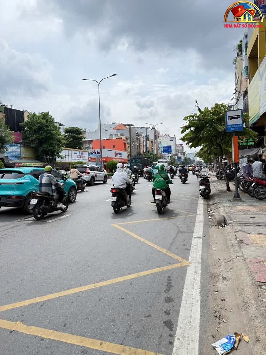 Bán nhà đất Đường Cộng Hòa – Phường cũ 13 Quận Tân Bình – Phường mới 13 – Thành phố Hồ Chí Minh diện tích 17 m² giá 6.8 tỷ
