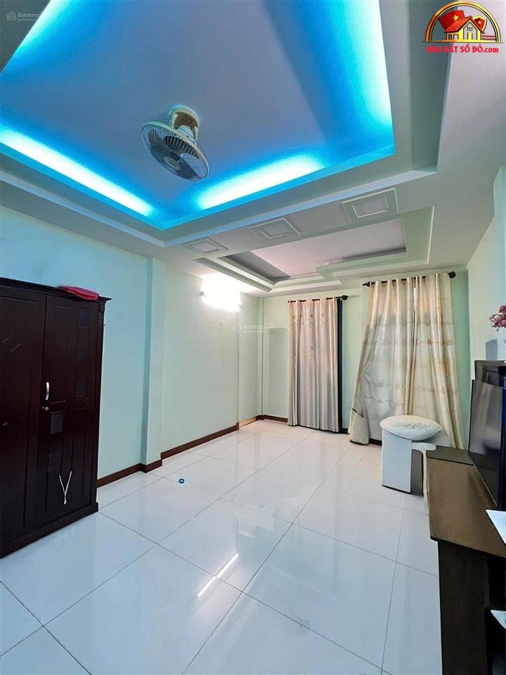 Nhà 4 Tầng Đường Hoà Bình – Phường cũ 5 Quận 11 – Phường mới Không xác định – Thành phố Hồ Chí Minh Diện tích 56 m2 – Giá 6.5 tỷ