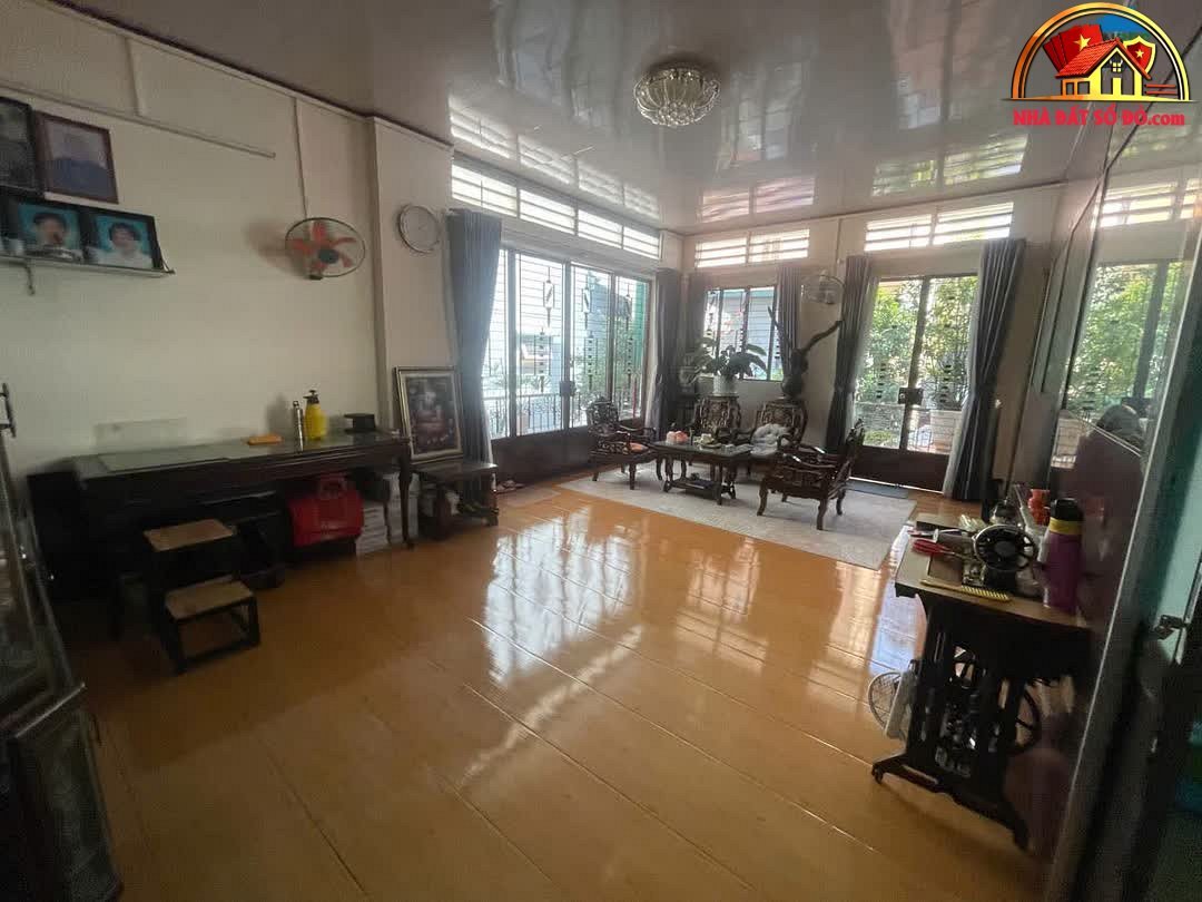 Bán nhà đất Đường Lê Hồng Phong – Phường cũ 2 Quận 10 – Phường mới 2 – Thành phố Hồ Chí Minh 44 m² 8.1 tỷ