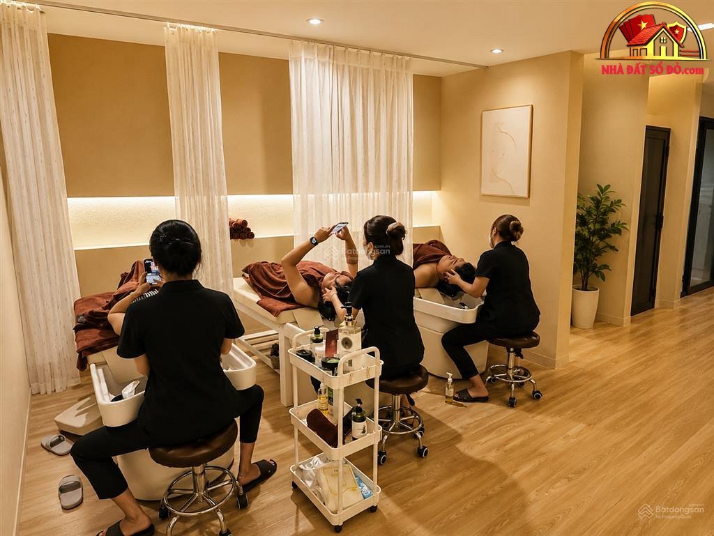 Nhà mặt tiền đường Huỳnh Văn Bánh – Phường cũ 11 Quận Phú Nhuận – Phường mới 11 – Thành phố Hồ Chí Minh 72 m2 – 22 tỷ