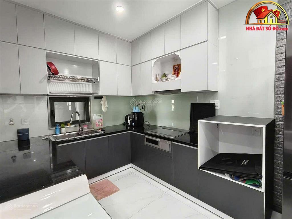 Bán căn hộ chung cư Đường Lạc Long Quân – Phường cũ 3 Quận 11 – Phường mới 3 – Thành phố Hồ Chí Minh Diện tích 73 m2 – Giá 5.45 tỷ