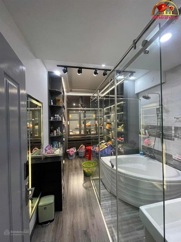 Bán nhà đất Đường Ngô Gia Tự – Phường cũ Không xác định – Quận 10 – Phường mới Không xác định – Thành phố Hồ Chí Minh – Diện tích 41 m2 – Giá 7.5 tỷ
