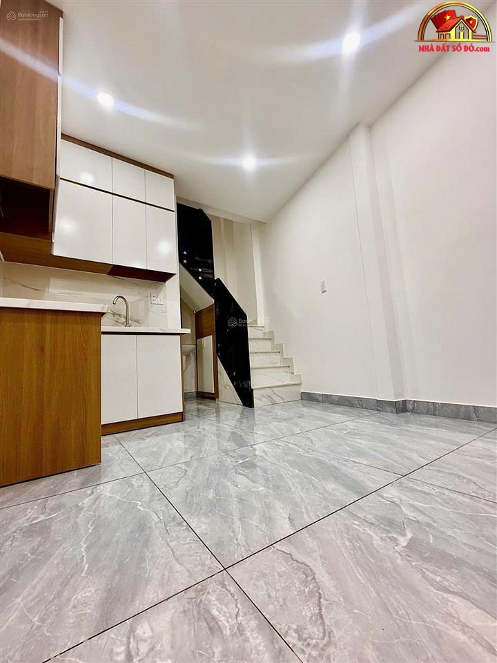 Nhà Riêng Đường Lạc Long Quân – Phường cũ 5 Quận 11 – Phường mới 5 – Thành phố Hồ Chí Minh – Diện tích 15m2 – Giá 2.89 tỷ
