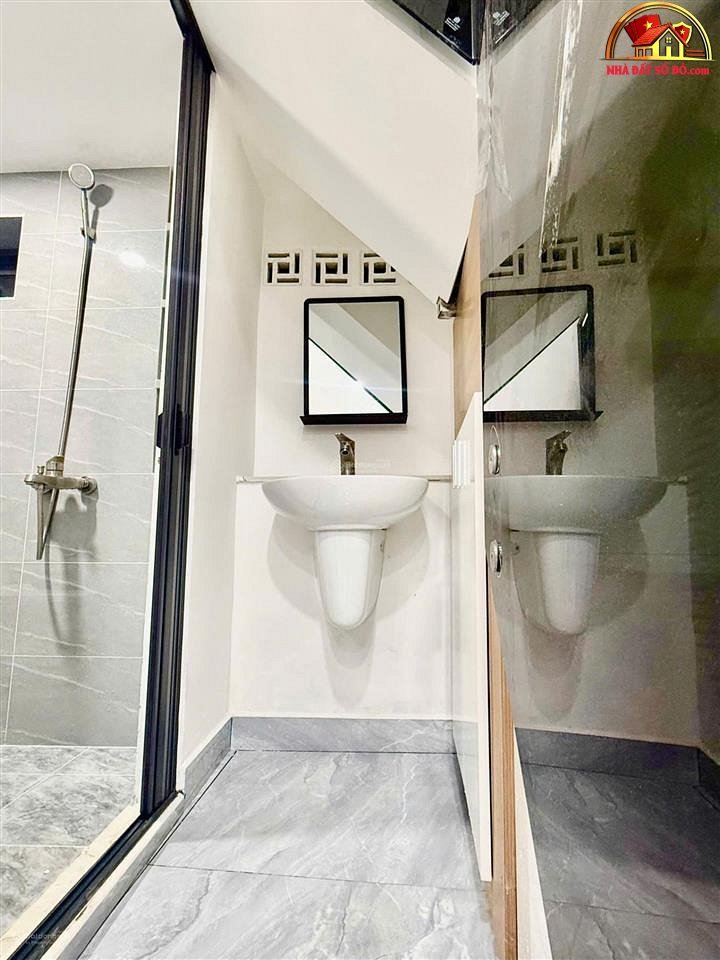 Nhà Riêng Đường Lạc Long Quân – Phường cũ 5 Quận 11 – Phường mới 5 – Thành phố Hồ Chí Minh – Diện tích 15m2 – Giá 2.89 tỷ