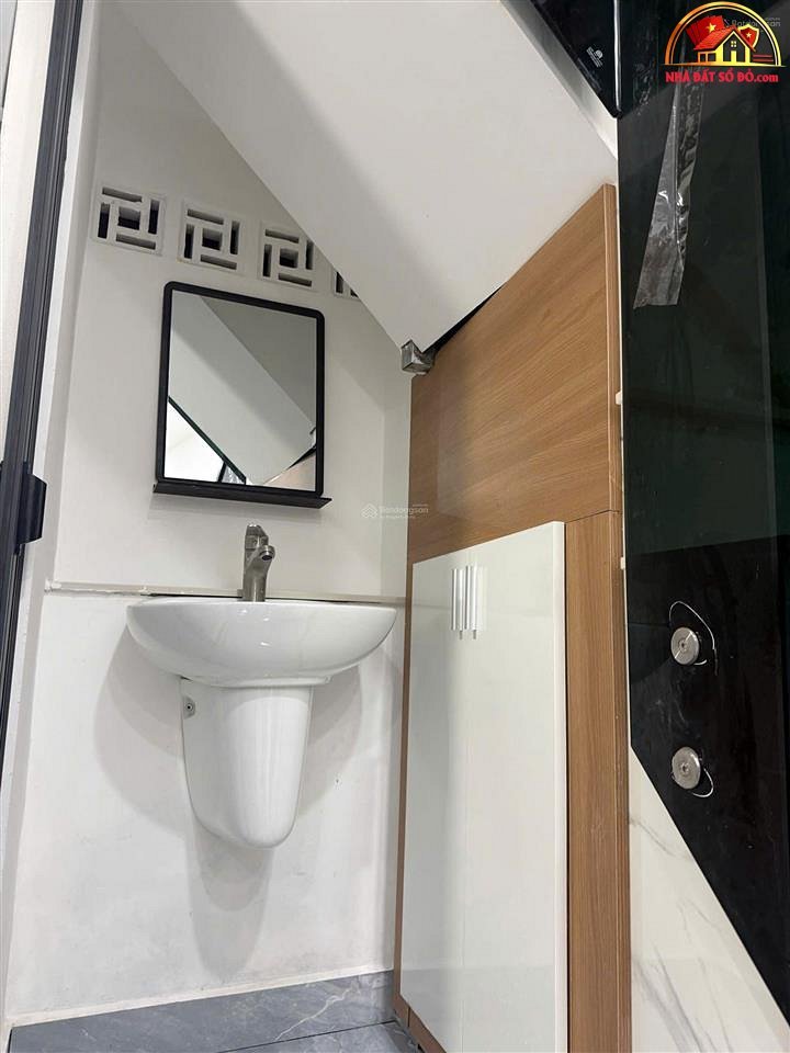 Nhà Riêng Đường Lạc Long Quân – Phường cũ 5 Quận 11 – Phường mới 5 – Thành phố Hồ Chí Minh – Diện tích 15m2 – Giá 2.89 tỷ