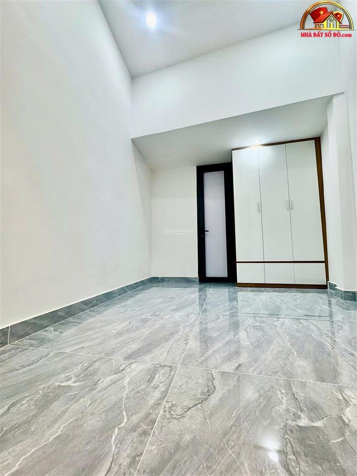 Nhà Riêng Đường Lạc Long Quân – Phường cũ 5 Quận 11 – Phường mới 5 – Thành phố Hồ Chí Minh – Diện tích 15m2 – Giá 2.89 tỷ