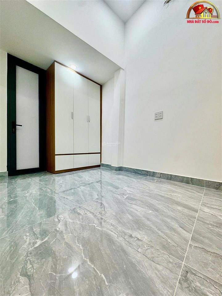 Nhà Riêng Đường Lạc Long Quân – Phường cũ 5 Quận 11 – Phường mới 5 – Thành phố Hồ Chí Minh – Diện tích 15m2 – Giá 2.89 tỷ