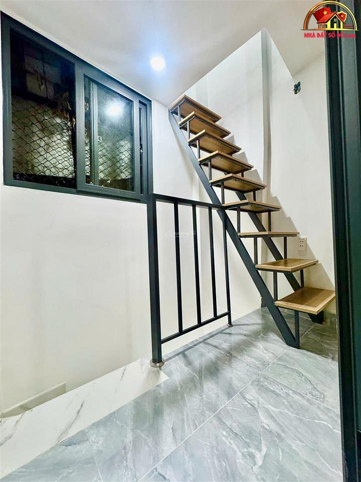 Nhà Riêng Đường Lạc Long Quân – Phường cũ 5 Quận 11 – Phường mới 5 – Thành phố Hồ Chí Minh – Diện tích 15m2 – Giá 2.89 tỷ
