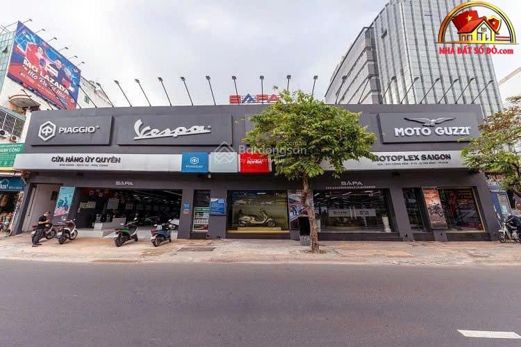 Giá rẻ bán nhà đất Đường Cộng Hòa – Phường cũ 13 Quận Tân Bình – Phường mới 13 – Thành phố Hồ Chí Minh Diện tích 1215 m2 – 215 tỷ