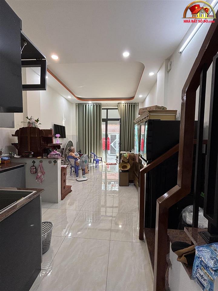 Bán nhà đất Đường Lê Đình Cẩn – Phường cũ Tân Tạo Quận Bình Tân – Phường mới Tân Tạo – Thành phố Hồ Chí Minh diện tích 32 m2 giá 4.1 tỷ