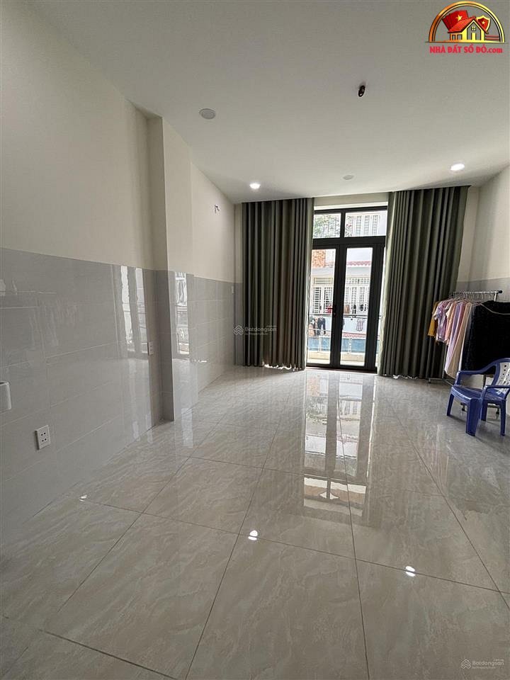 Bán nhà đất Đường Lê Đình Cẩn – Phường cũ Tân Tạo Quận Bình Tân – Phường mới Tân Tạo – Thành phố Hồ Chí Minh diện tích 32 m2 giá 4.1 tỷ