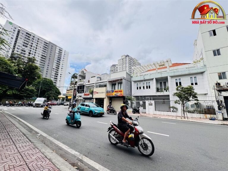 Bán nhà đất Đường Đào Duy Anh – Phường cũ Đức Nhụt Quận Phú Nhuận – Phường mới Đức Nhụt – Thành phố Hồ Chí Minh Diện tích 187 m2 giá 50 tỷ