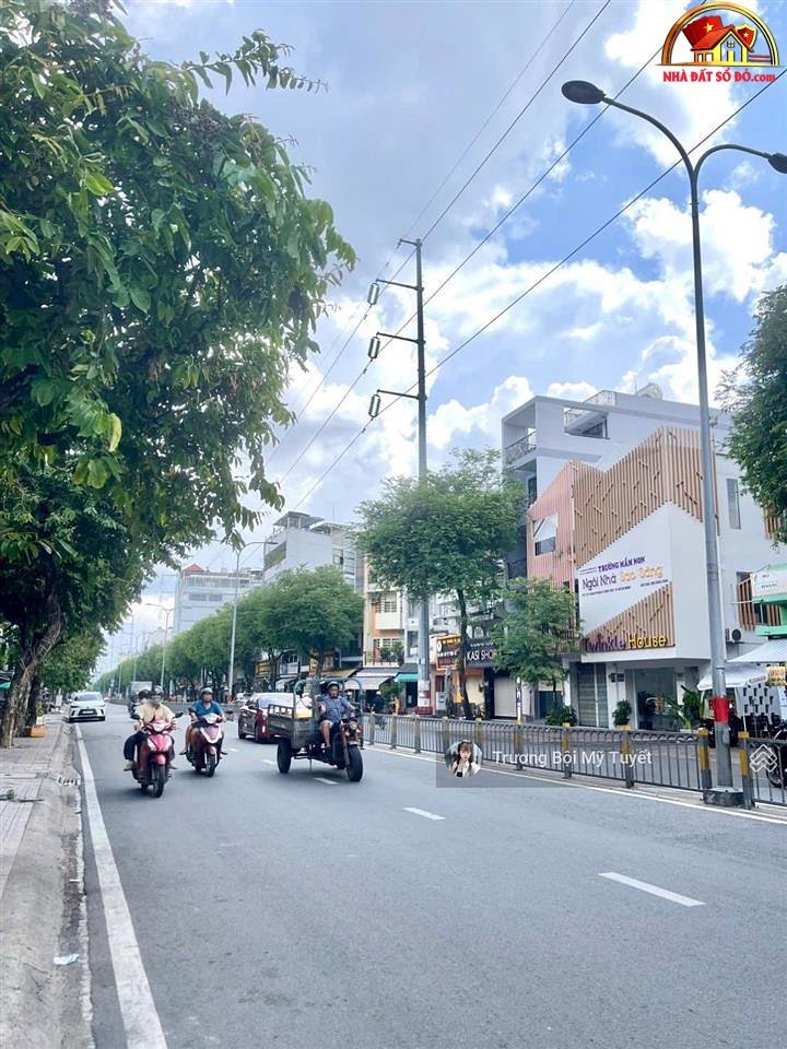 Bán nhà đất Đường Minh Phụng – Phường cũ Không xác định Quận 11 – Phường mới Không xác định – Thành phố Hồ Chí Minh diện tích 90m2 giá 6 tỷ