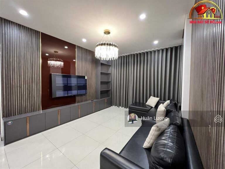 Bán nhà đất Đường Không xác định – Phường cũ Không xác định Quận Không xác định – Phường mới Không xác định – Thành phố Hồ Chí Minh – Diện tích 107 m2 – Giá 13.5 tỷ