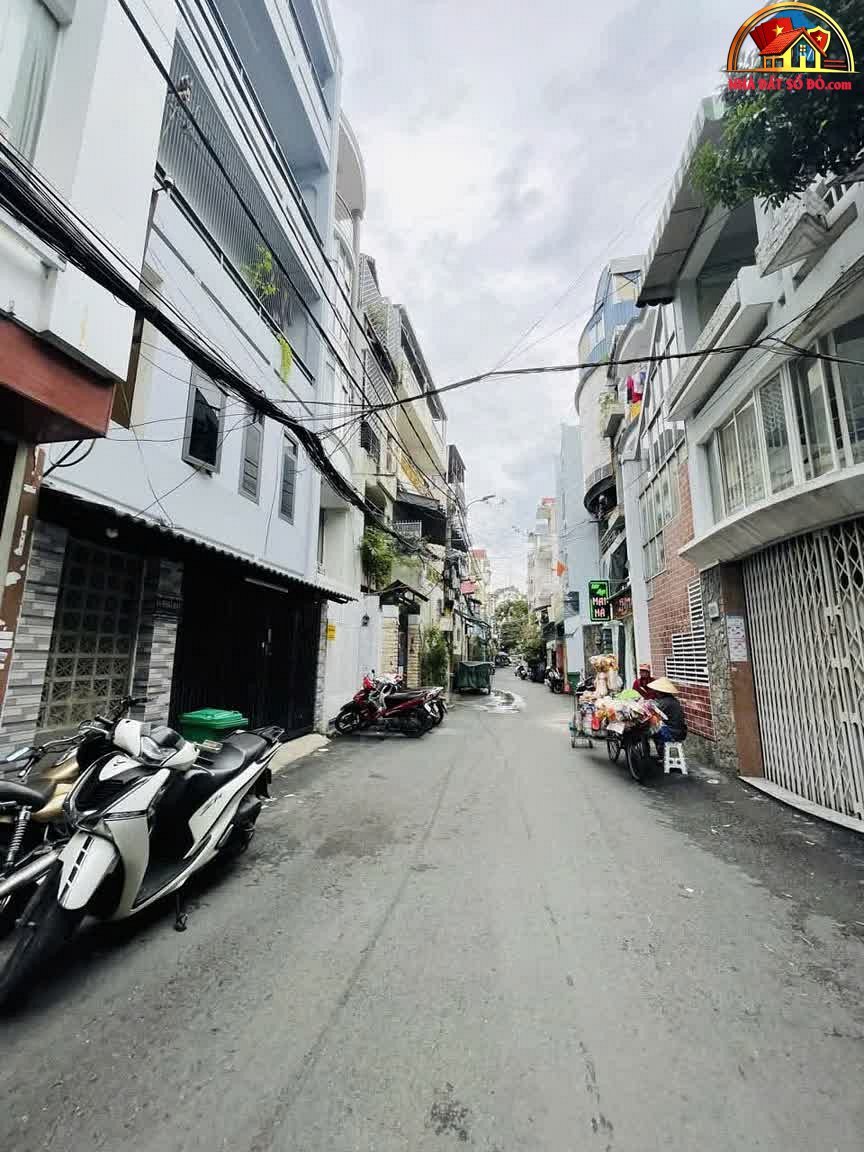 Bán nhà đất Đường 3 Tháng 2 – Phường cũ 11 Quận 10 – Phường mới 11 – Thành phố Hồ Chí Minh Diện tích 30 m² Giá 7.5 tỷ