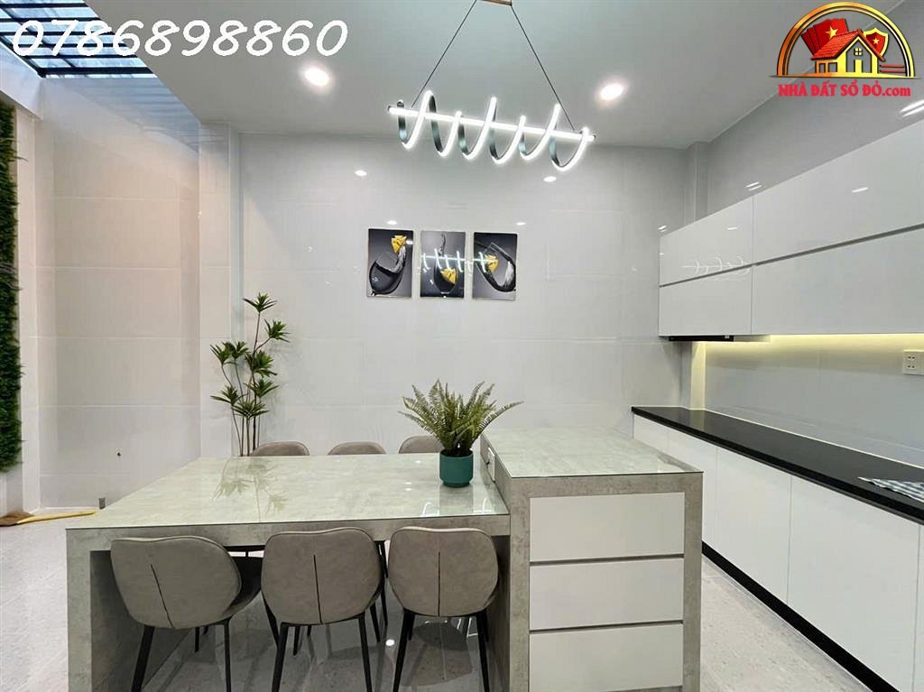 Bán nhà đất Đường Lạc Long Quan – Phường cũ 10 Quận 11 – Phường mới Bình Thới – Thành phố Hồ Chí Minh 38 m2 8.6 tỷ