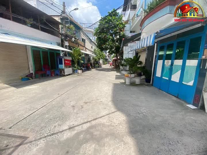 Bán nhà đất Đường Lạc Long Quân – Phường cũ Không xác định – Quận 11 – Phường mới Không xác định – Thành phố Hồ Chí Minh 81 m² 7.6 tỷ