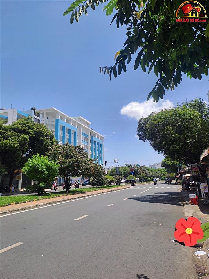 Bán nhà đất Đường Lê Thúc Hoạch – Phường cũ Phú Thọ Hòa Quận Tân Phú – Phường mới Phú Thọ Hòa – Thành phố Hồ Chí Minh Diện tích 153 m2 Giá 17 tỷ